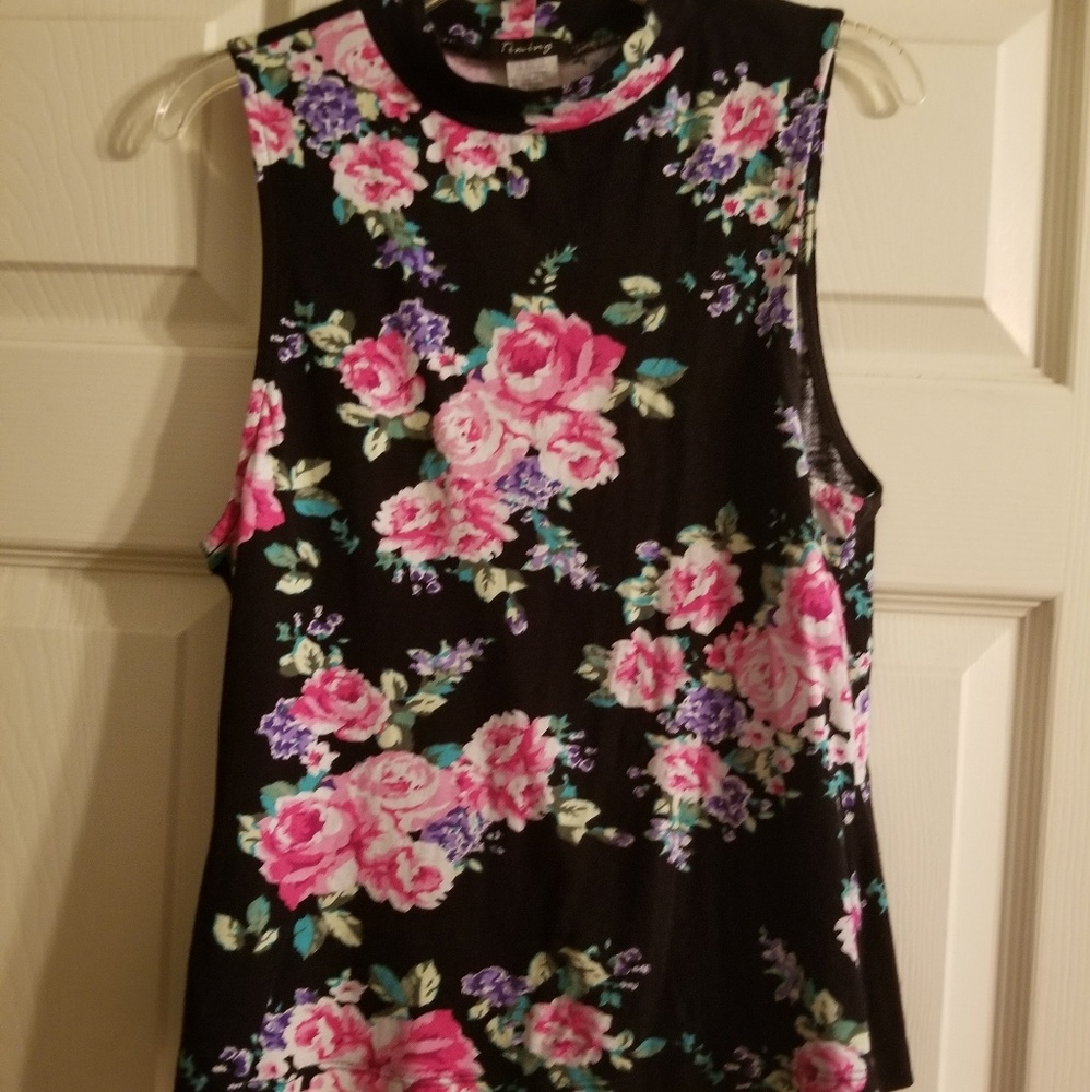 Floral top